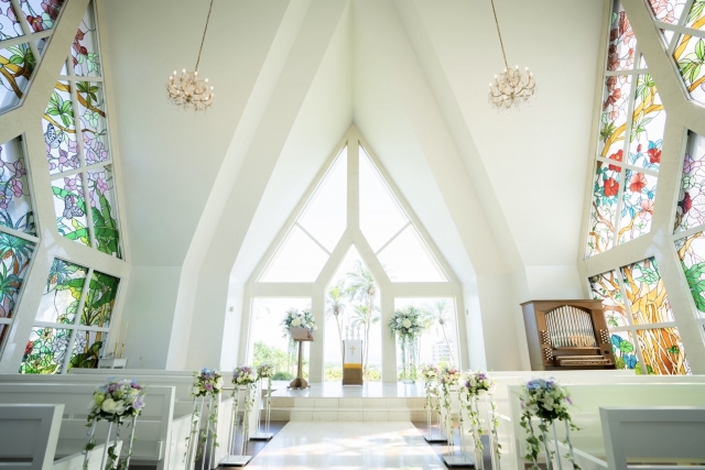 チャペル結婚式のすべて｜感動を形にするチャペルウェディングの魅力と準備ガイド